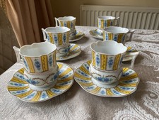 tazzine e piattini da caffè