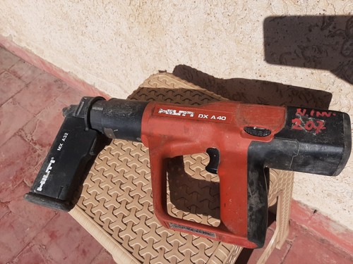 Hilti a40 pounder azionato - dx,