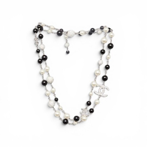 Collana lunga chanel nera - lunga,