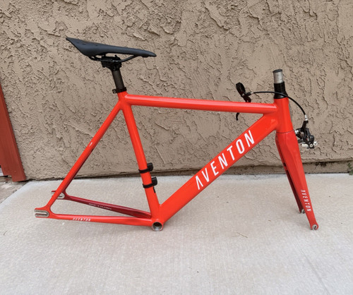 Aventon cordoba 52cm track - aventon,