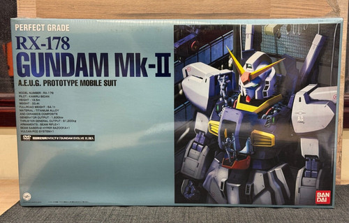 Bandai perfect grade - bandai,, rx-178