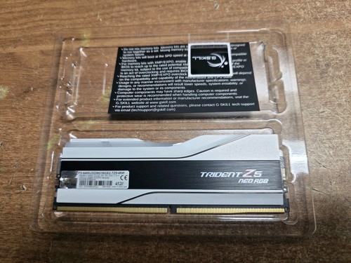 Skill trident rgb - z5,