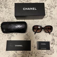 Occhiali da sole CHANEL fiocco tondo tartaruga lenti marrone marchio Coco Italia