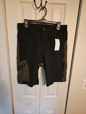 Pantaloncini da mountain bike