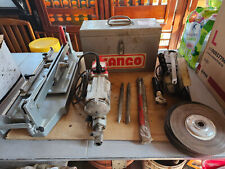 Lotto tagliapiastrelle, martello pneumatico, flessibile, dischi marmo, ecc...