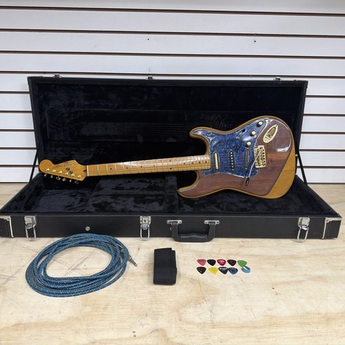 Squier stratocaster mik - ii,