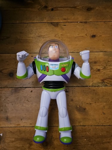 Disney pixar buzz lightyear - disney, pixar-buzz