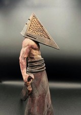 Statua Pyramid Head, stampata