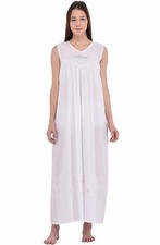 Camicia da notte bianca in