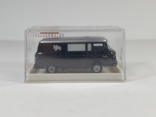 J73 Brekina Barkas B1000 carro