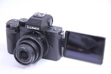 Panasonic Lumix DC-G100