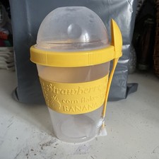 Tazza e cucchiaio cereali