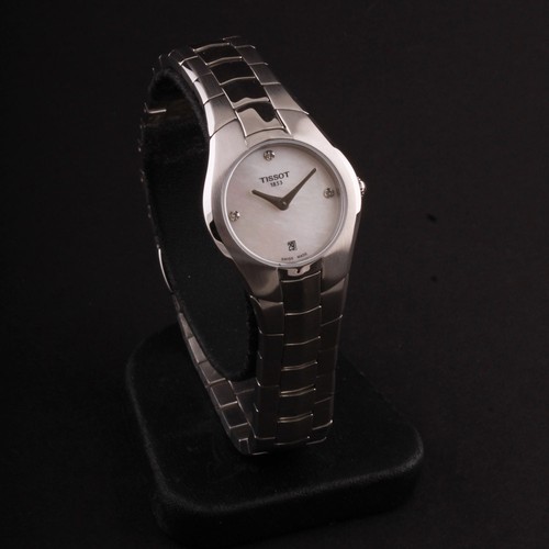 Tissot watch quartz round - quartz., t-round