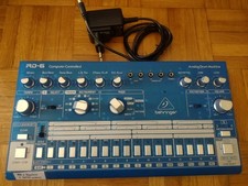 BEHRINGER RD-6 (clone Roland TR606)