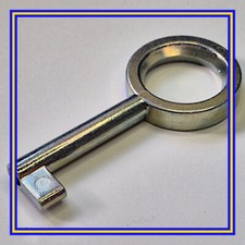 Chiave grande in metallo