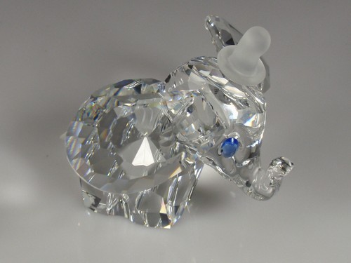 Swarovski disney dumbo - swarovski,