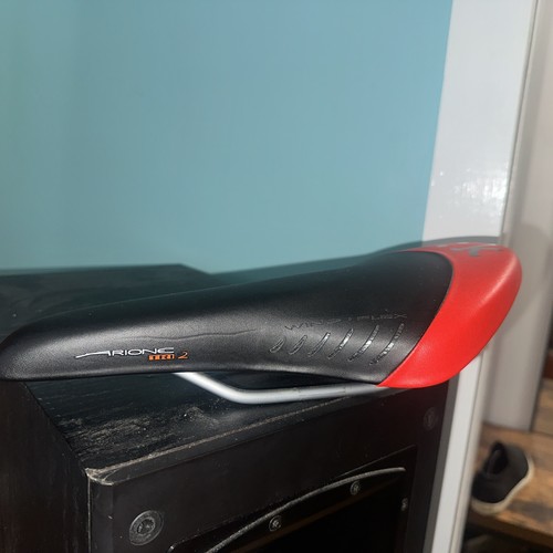 Fizik arione tri sella - fizik,
