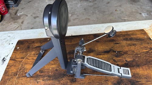 Alesis kick drum pedale con - alesis,
