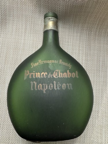 Bottiglia liquore verde - di,