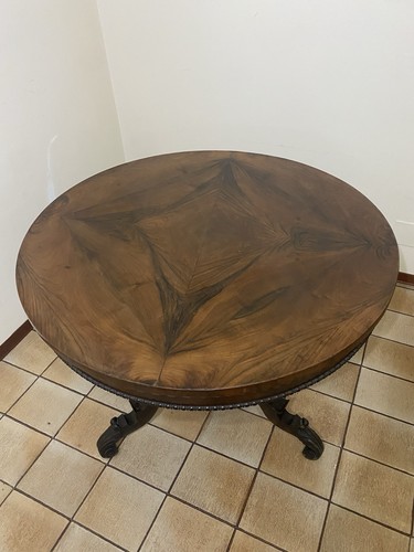 Tavolo rotondo antico - rotondo,