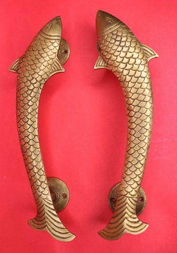 Figura forma pesce grande - a,