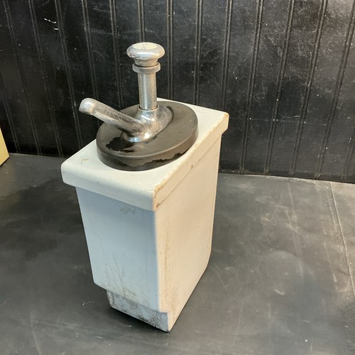 Pompa fontana gelato bibita