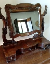 Antica Toletta con specchiera