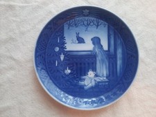 1982 ROYAL COPENHAGEN PIATTO