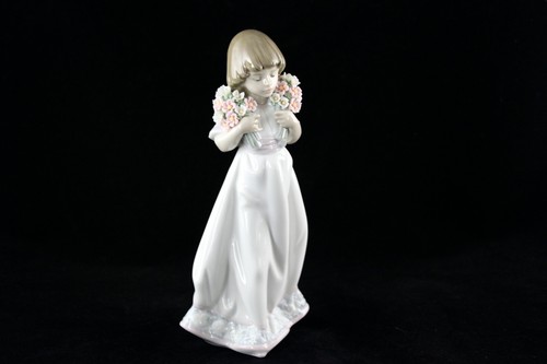 Lladro figurine 7603 spring - #7603,
