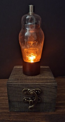 Vecchia lampada scrivania - lampada, da
