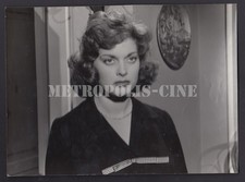 LUCIA BANTI nel film ONORE E