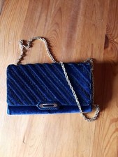 Clutch Blu Elegante Con Catenella 