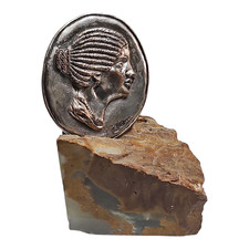 STATUA Scultura ALTORILIEVO RITRATTO FEMMINILE  Metallo Argentato Base in Marmo