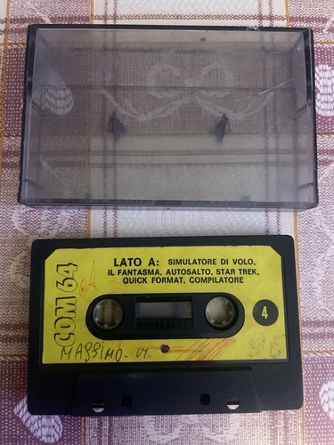 Com c64 commodore - com,