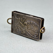 ART NOUVEAU MINIATURA LIBERTY ANTICO CIONDOLO PORTAFOTO SOUVENIR LOURDES 10 20'