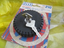 ALFA ROMEO Alfetta 1.6 1.8 2.0 - Tappo serbatoio con chiavi- Ricambio nuovo