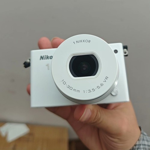 Nikon bianca con zoom pd - bianca,
