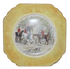 Vintage WEDGWOOD & CO. Small Porcelain HORSES & HOUNDS Plate ENGLAND 8.25"