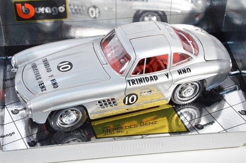 Bburago mercedes benz - mercedes-benz, 300