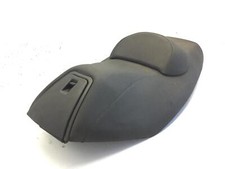 SELLA SADDLE - DIFETTI SU FODERA E 2 CREPE SU FONDO KYMCO XCITING 500 2005