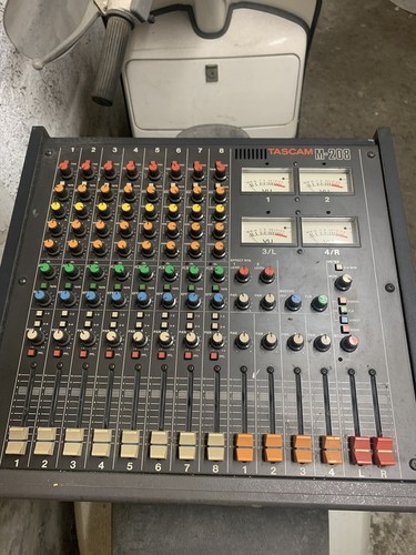 Professional mixer tascam - mixer,