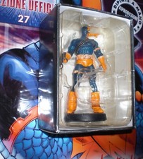 DEATHSTROKE 27 Statuina