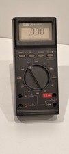 Fluke 27 rugged multimeter -