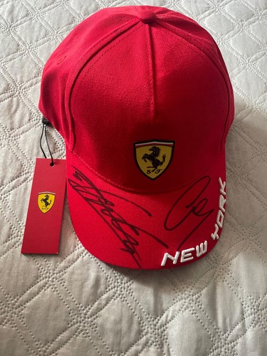 Cappellino ferrari firmato - firmato, da