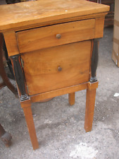 COMODINO IMPERO CON COLONNINE NERE 1 CASSETTO ED 1 ANTINA - NOCE FINE 800 EMILIA