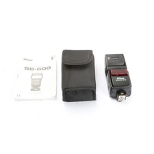 Nikon Speedlight SB-600 +