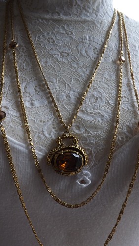 Stupenda vecchia collana