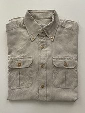 Sartoria Ripense camicia in lino tagliata e cucita a mano