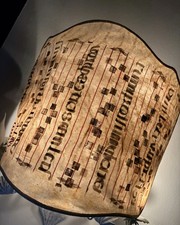 Antico Manoscritto medievale su pergamena  - XV secolo. Ventola per Paralume