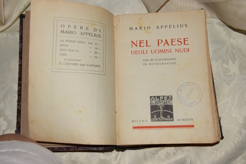 Nel paese degli uomini nudi - , m